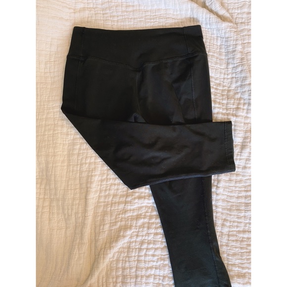 NIKE DRI-FIT black capri leggings - Picture 2 of 3